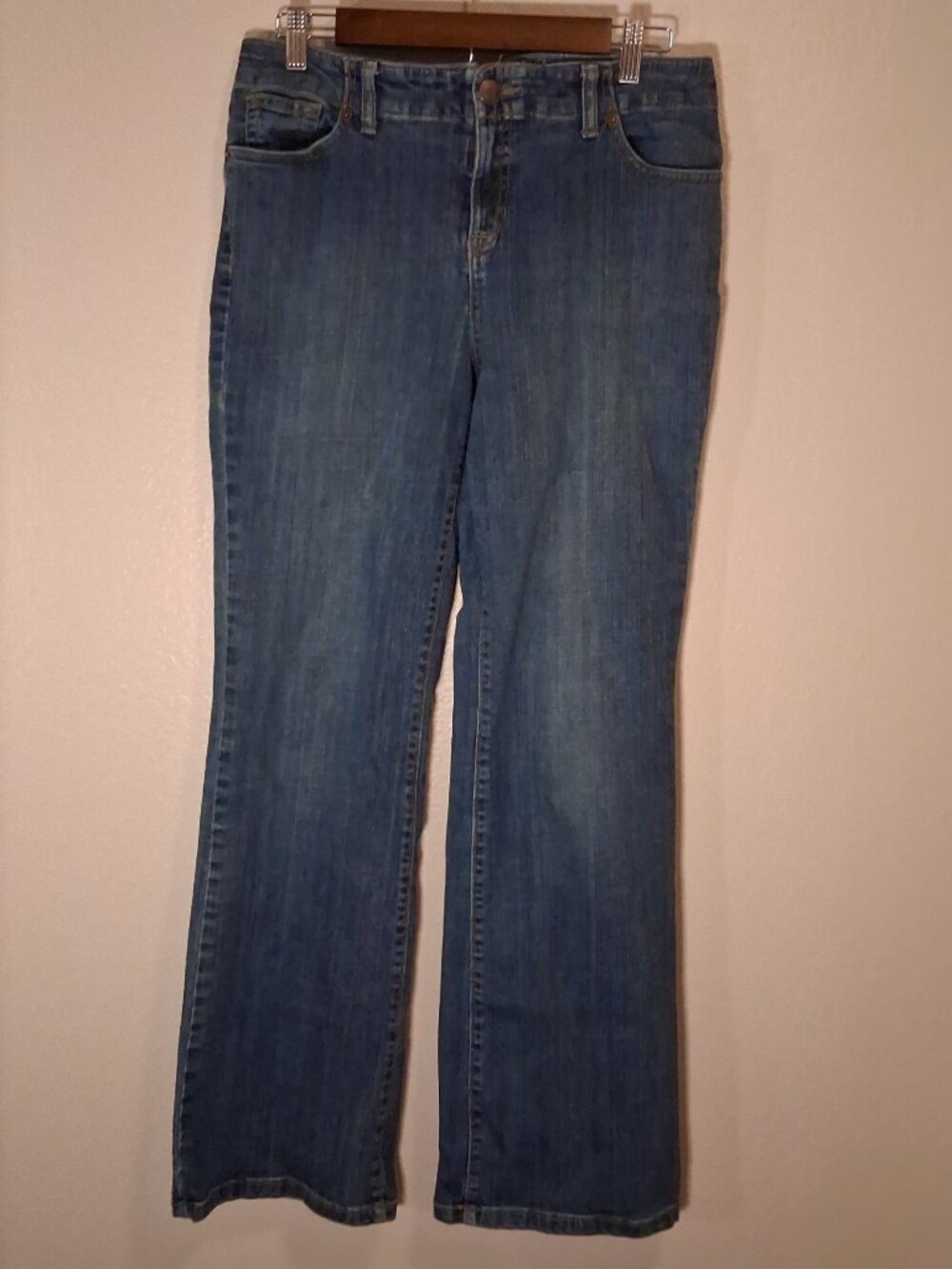 Landsend Women's Mid Rise Bootcut Jeans Size 10